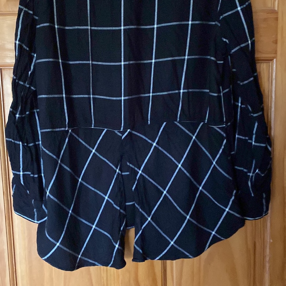 Split Back Top - image 2